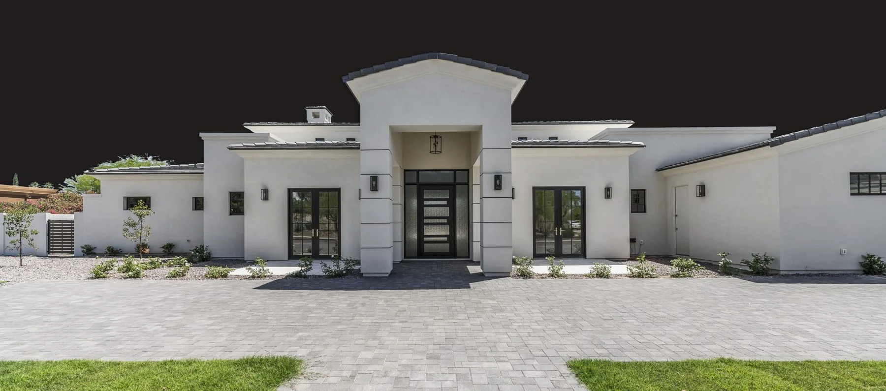 Custom home exterior built by FHR Construction